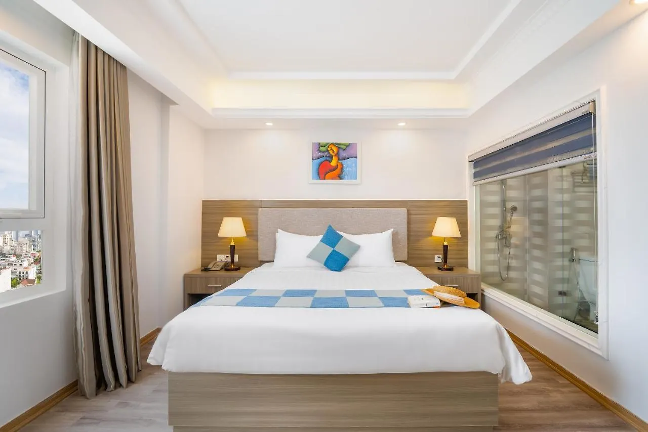 Royal Beach Hotel Da Nang